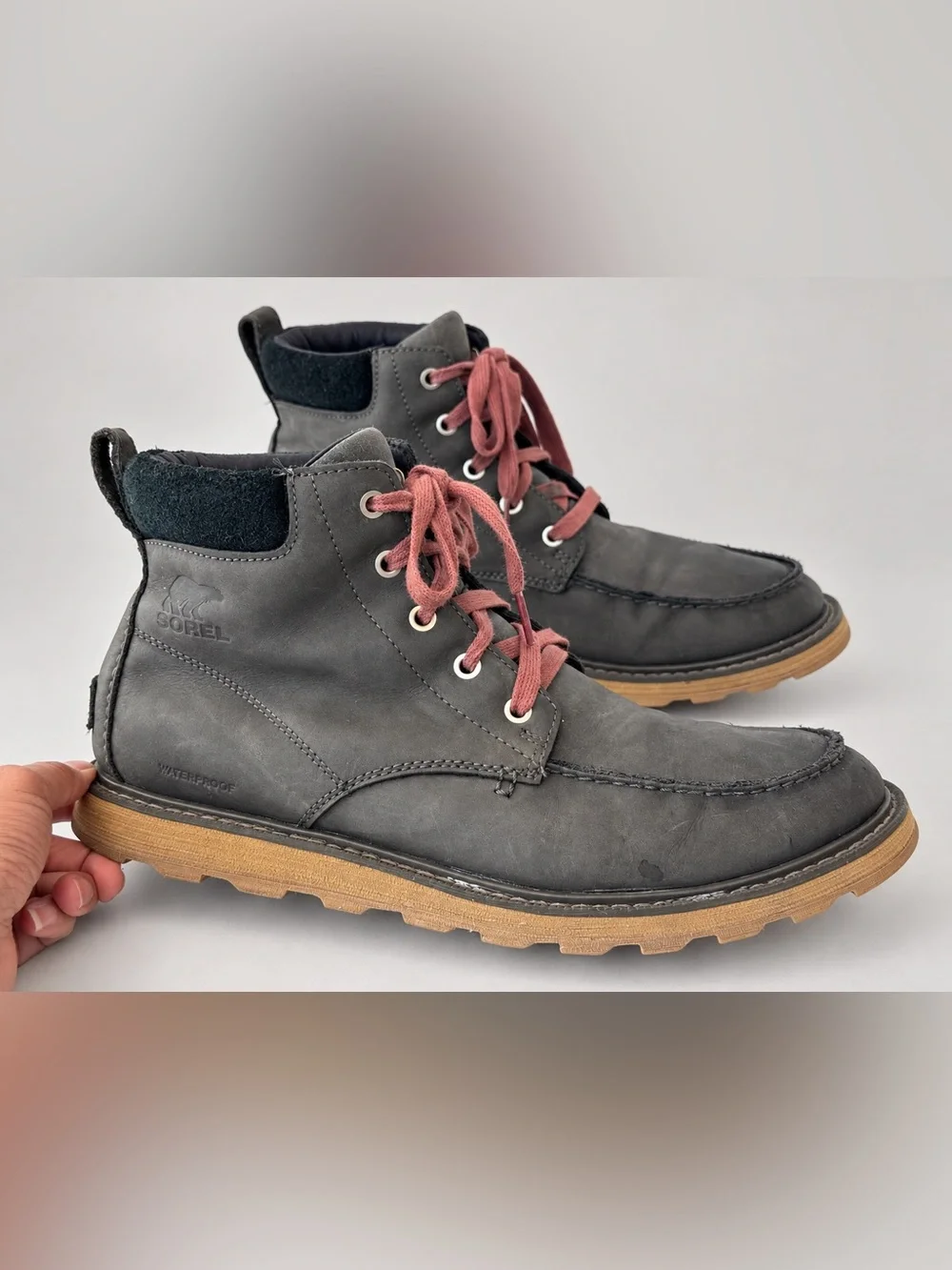 Sorel Men's Madson II Moc Toe Distressed Lace Up Outdoor Boots Size 10